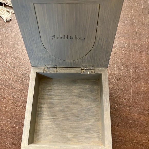 Willow Tree Jewelry Keepsake Box - Picture 2 of 3